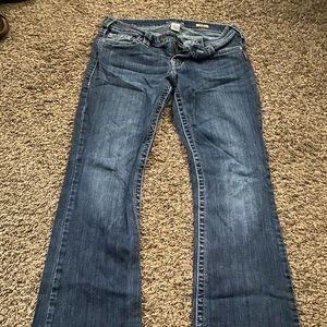 Woman’s silver jeans!!